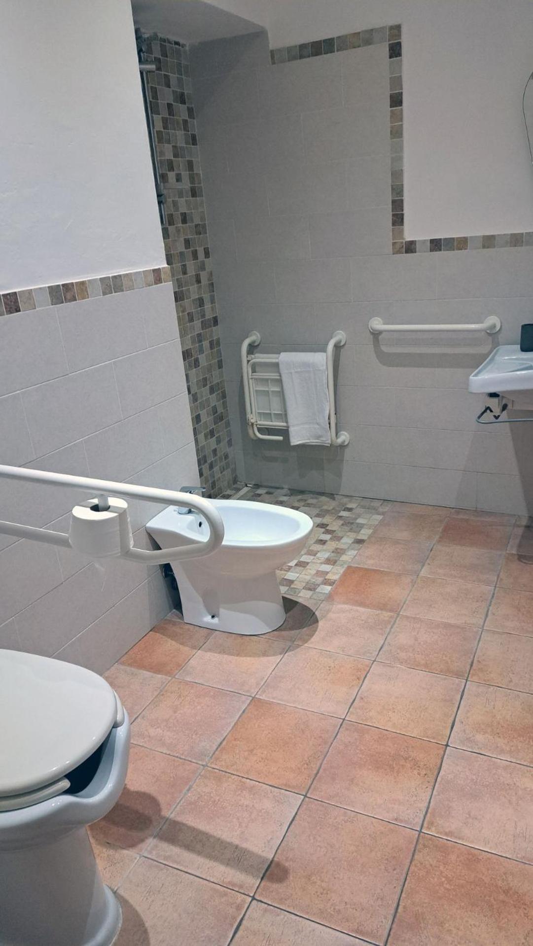 קרמיניאנו Agriturismo Frigionaia מראה חיצוני תמונה